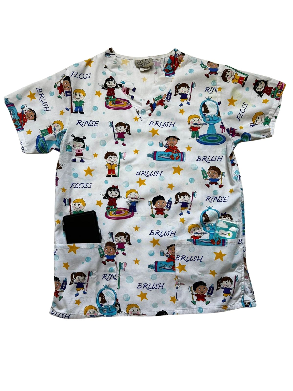 Polera Lydia´s para mujer Talla S Normal usada con detallitos