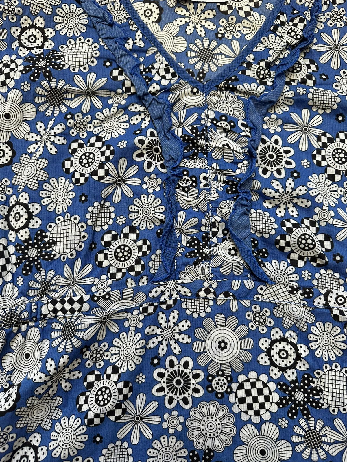 Polera Landau para mujer Talla S elástica usada como nueva