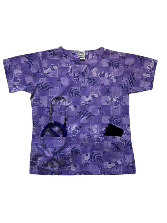 Polera UA Scrubs para hombre/mujer Talla S Rígida usado como nuevo