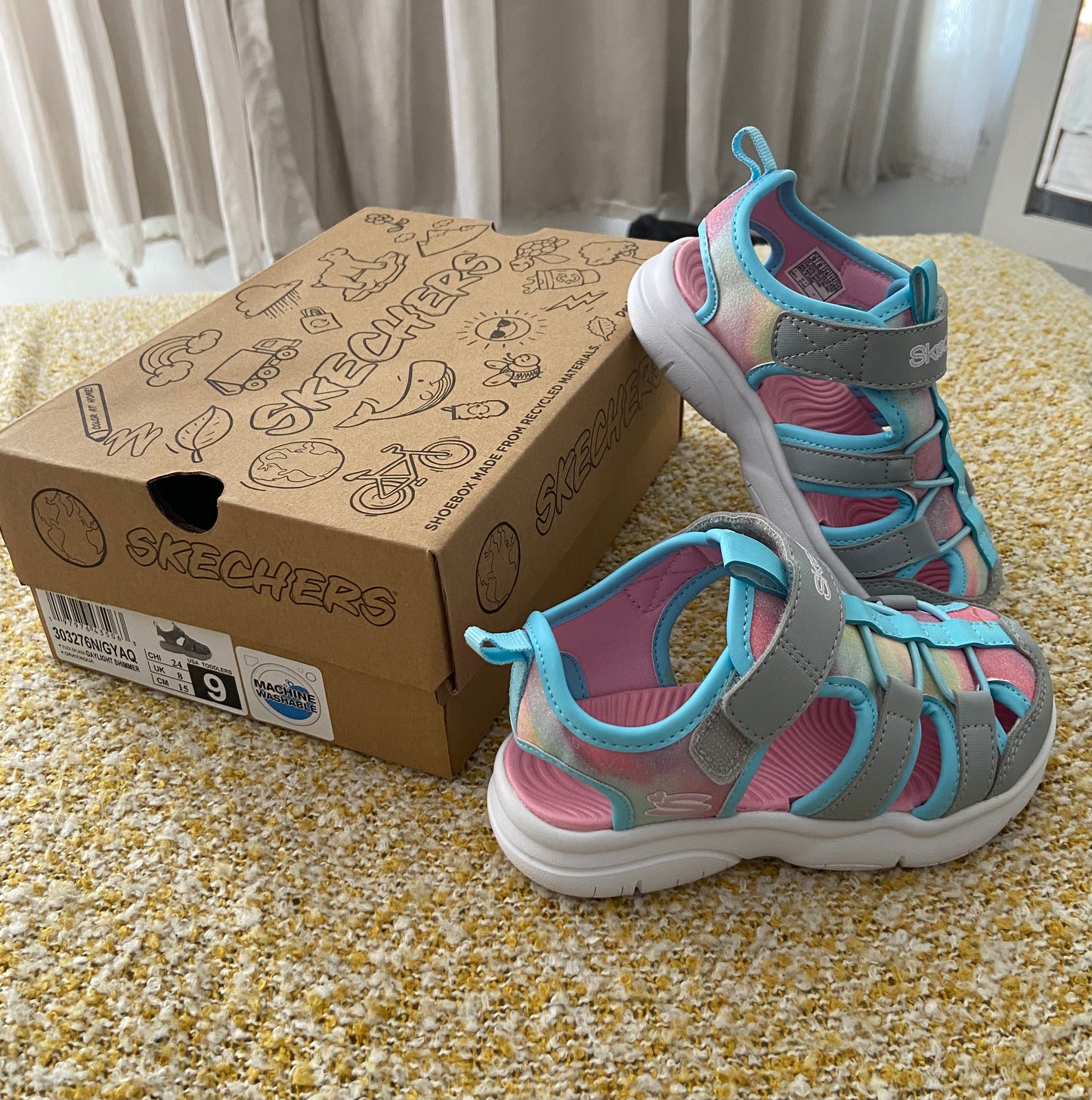 Sandalias Skechers numero 24